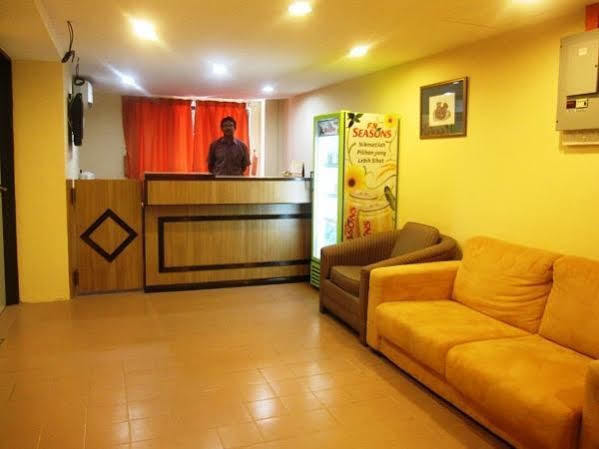 Hotel Surya Palace Kuala Lumpur Esterno foto